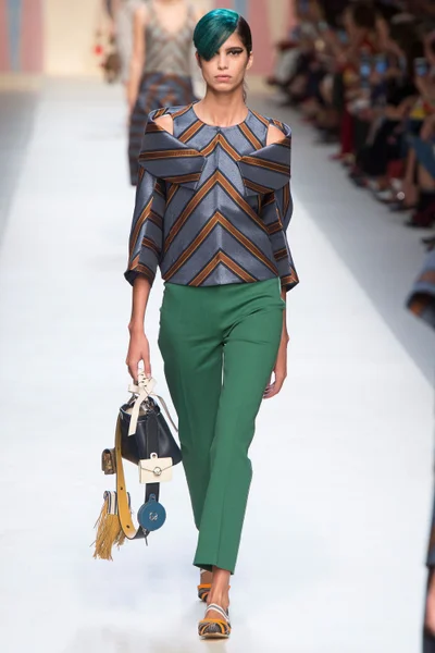 Look 2